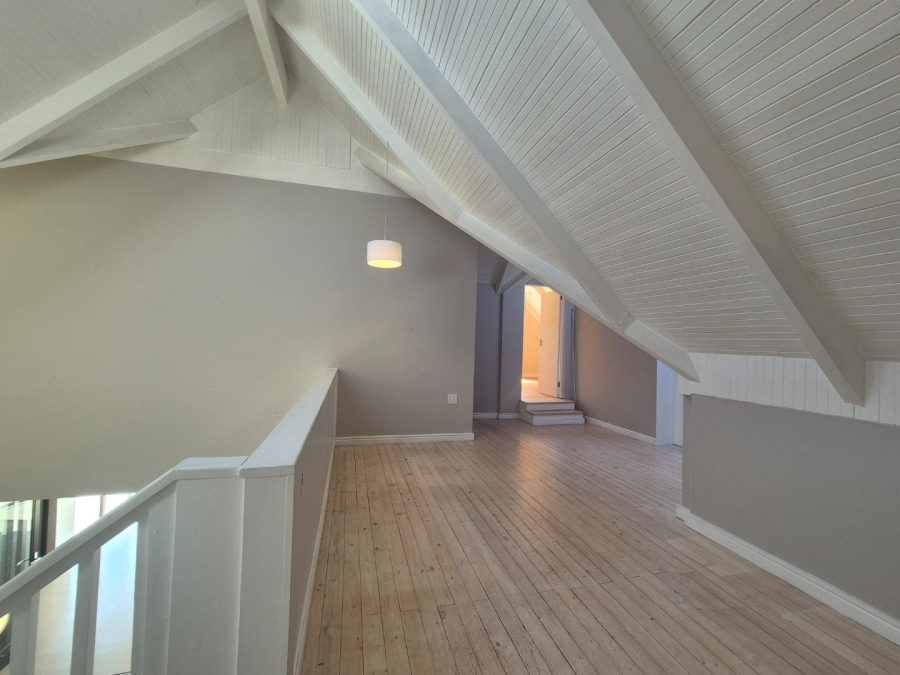 5 Bedroom Property for Sale in Wilderness Central Western Cape